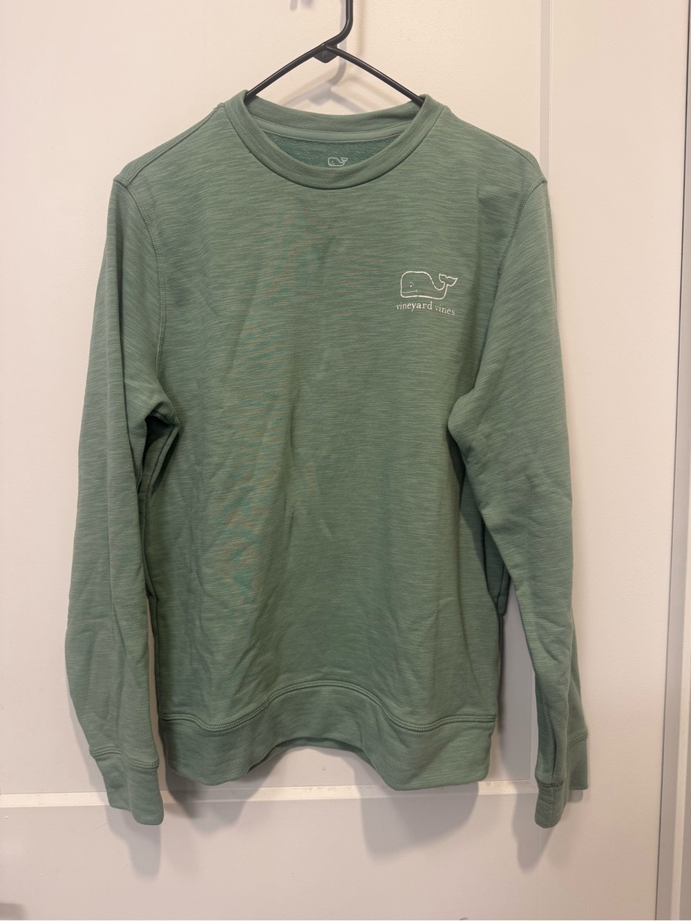 Vineyard Vines Womens Crewneck Sweatshirt in Sage Green